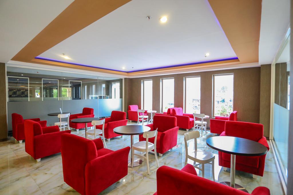 Sylvia Hotel Premier Kupang Kupang  Eksteriør billede