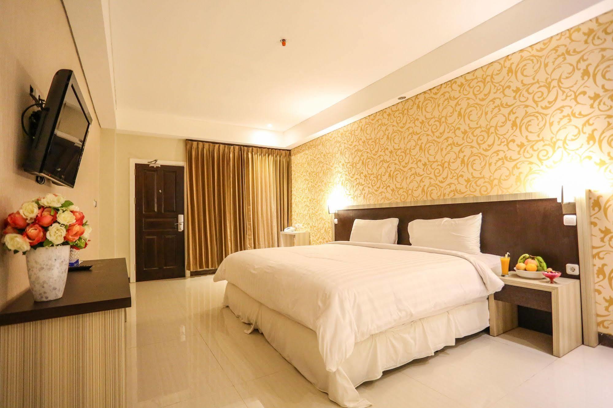 Sylvia Hotel Premier Kupang Kupang  Eksteriør billede