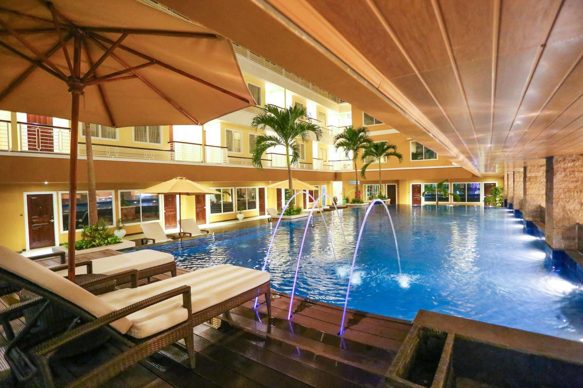 Sylvia Hotel Premier Kupang Kupang  Eksteriør billede